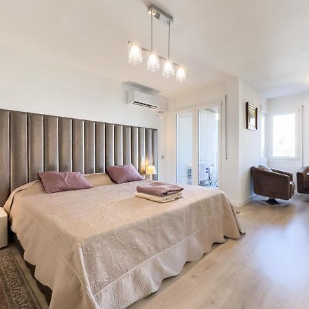 Impresionante Apartamento delante del Mar Vilassar De Mar Exterior foto